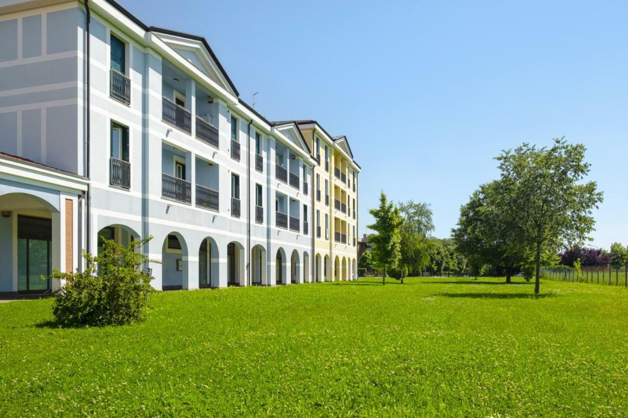Апартаменты Borgo Sole Читтаделла Экстерьер фото